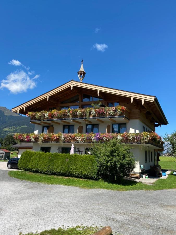 Appartement Pointschneiderhof Maishofen Esterno foto